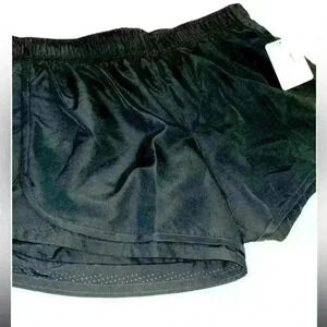 NWT Alive Magnetics Lined Black Shorts